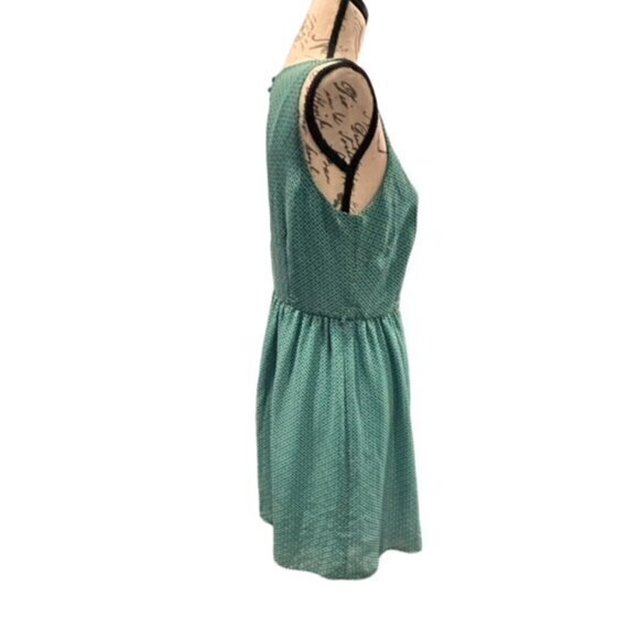 Fit and Flare Sleeveless Dress  Open Back Size Large Forever 21 Lightweight CUTE - Picture 9 of 16